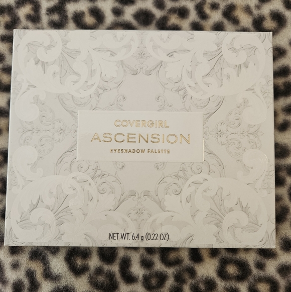 Covergirl Her Majesty "Ascension" Eyeshadow Palette, Brand New, Limited Edition - Picture 4 of 8